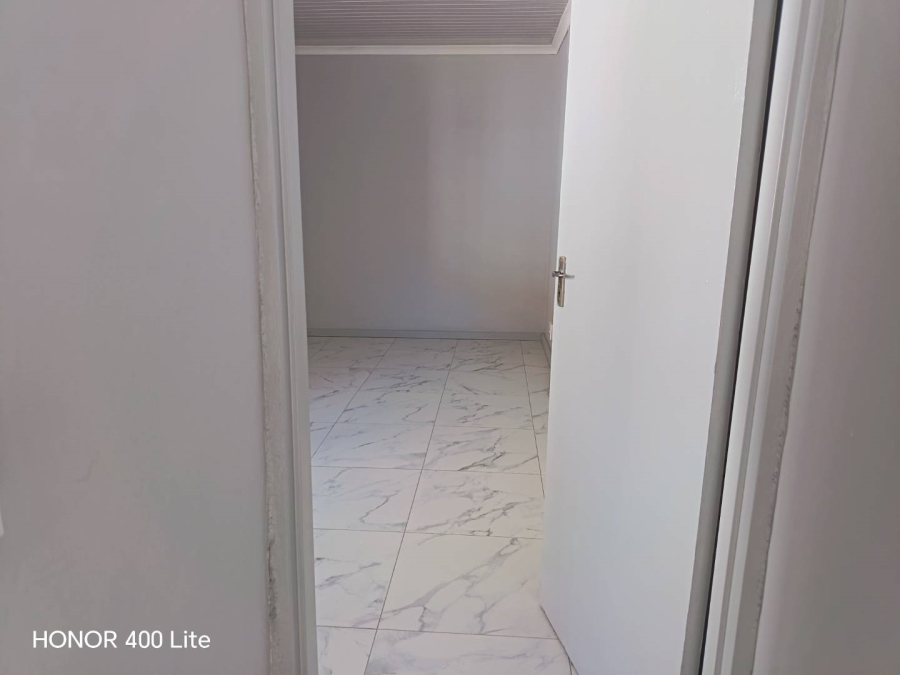 1 Bedroom Property for Sale in Bernadino Heights Western Cape